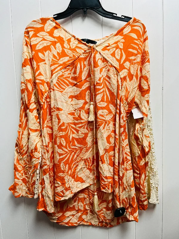 women's tops with ruffled hemsTop Long Sleeve By Clothes Mentor In Orange & White, Size: S