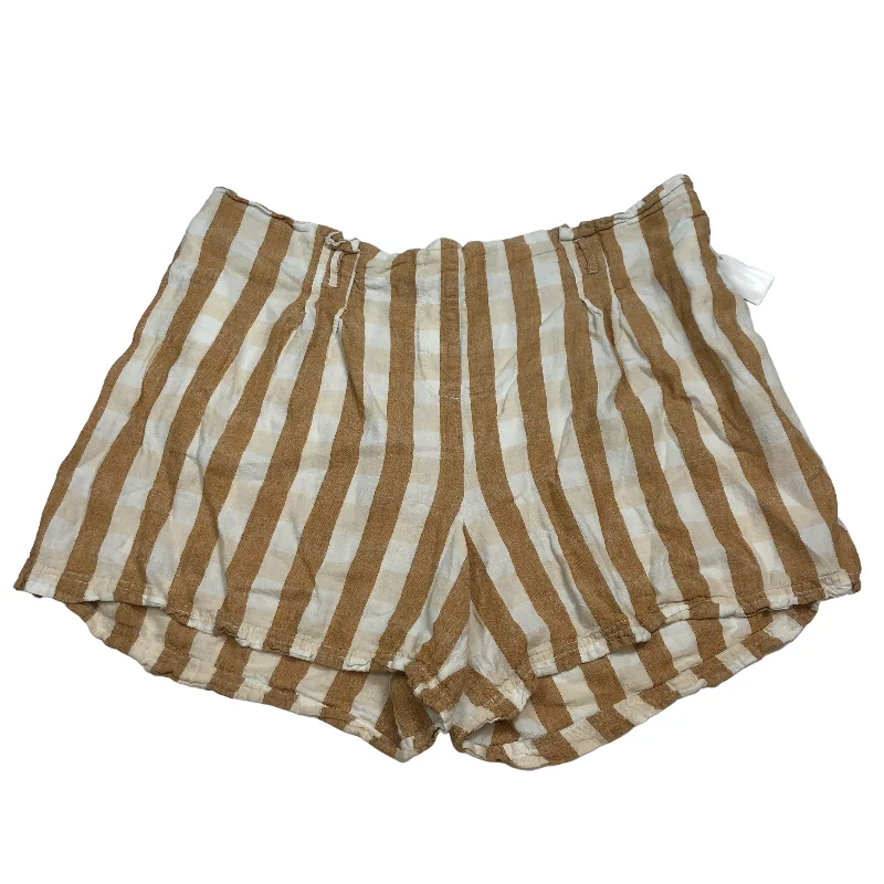 women's petite shortsShorts By Cato  Size: 3x