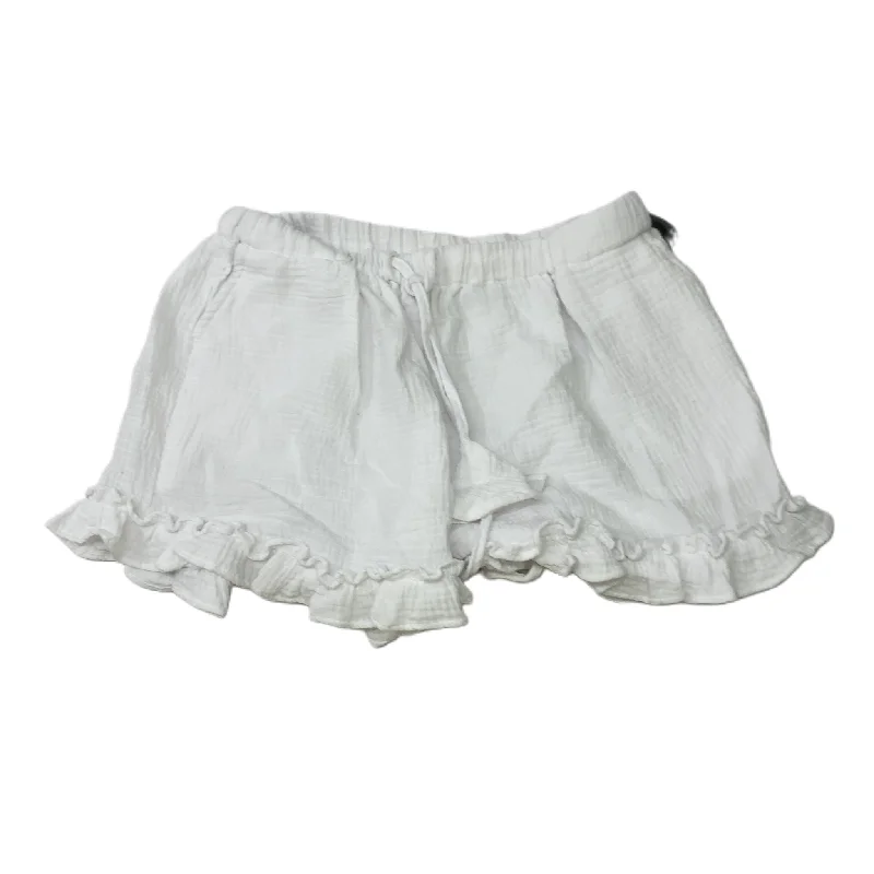 women's chic shortsShorts By Joie  Size: M