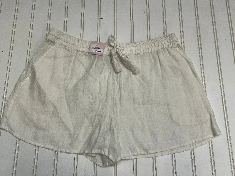 women's classic shortsShorts By Calypso St Barth  Size: M