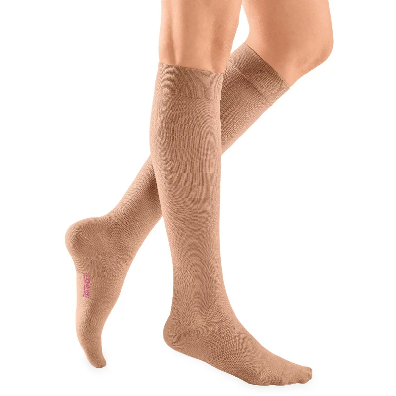 Comfortable Silk Stockings OptionsMediven Plus Knee High 20-30 mmHg