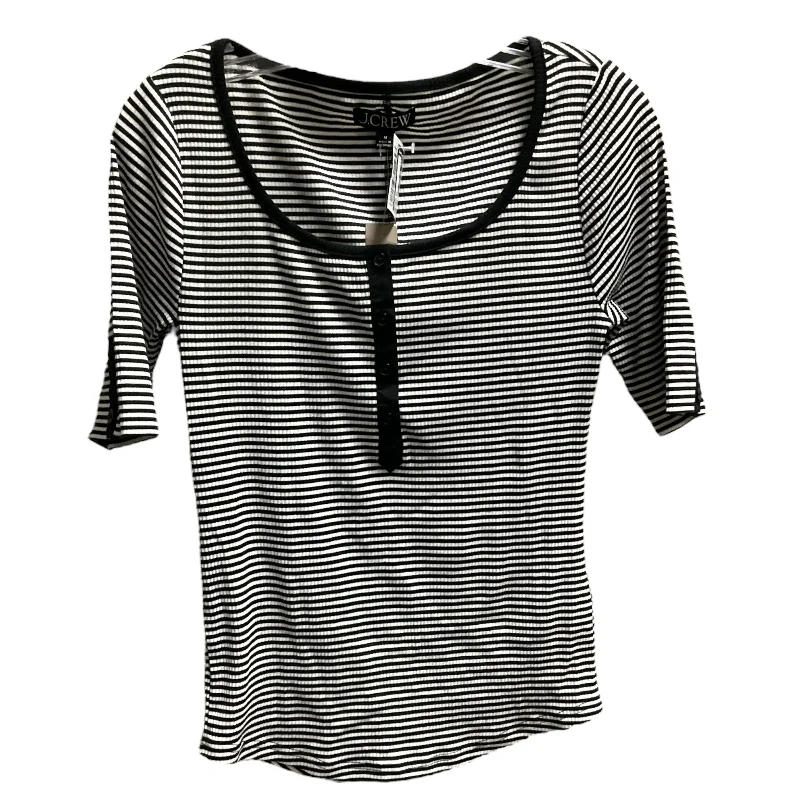 women's tops for those who want to show off their figure in a flattering wayTop Short Sleeve By J. Crew In Black & White, Size: M