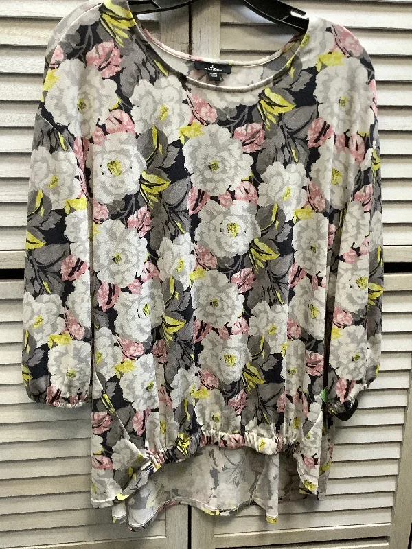 women's tops for those who love to mix and match prints and patternsTop Short Sleeve By Jules & Leopold In Floral Print, Size: Xl